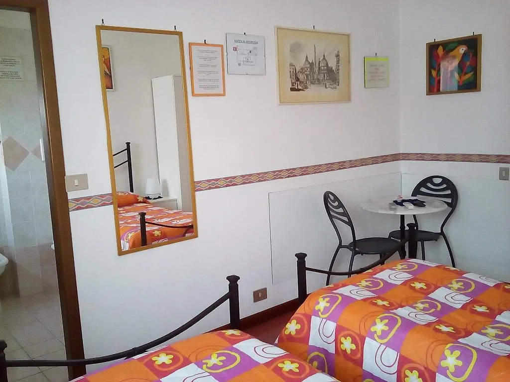 B&B La Cubanina Рим 0*,